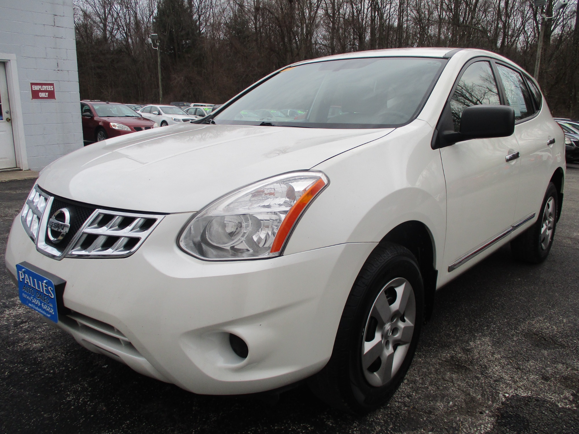 photo of 2013 Nissan Rogue S AWD